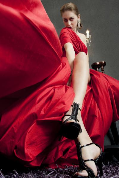 μοντέλο, κόκκινο φόρεμα