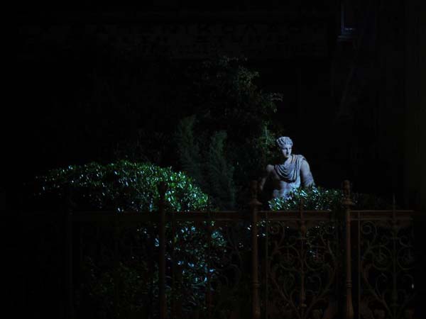 νυχτερινή φωτογραφία, άγαλμα, κήπος